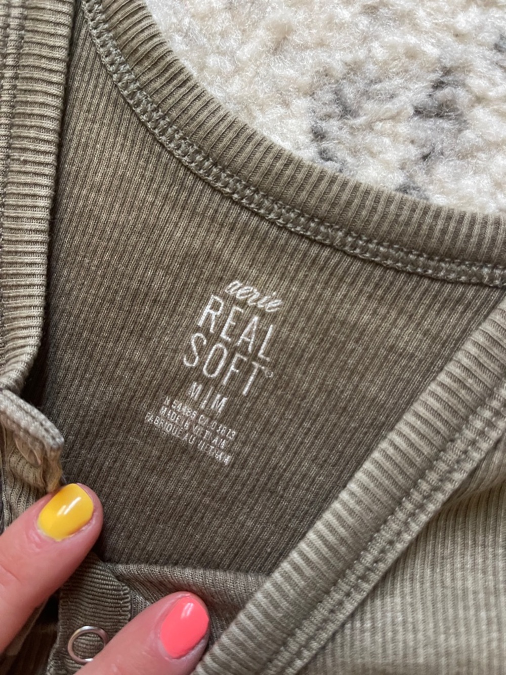 aerie Olive Green & Dusty Rose Ribbed Henley Tank Tops (Set of 2) - Picture 3 of 3